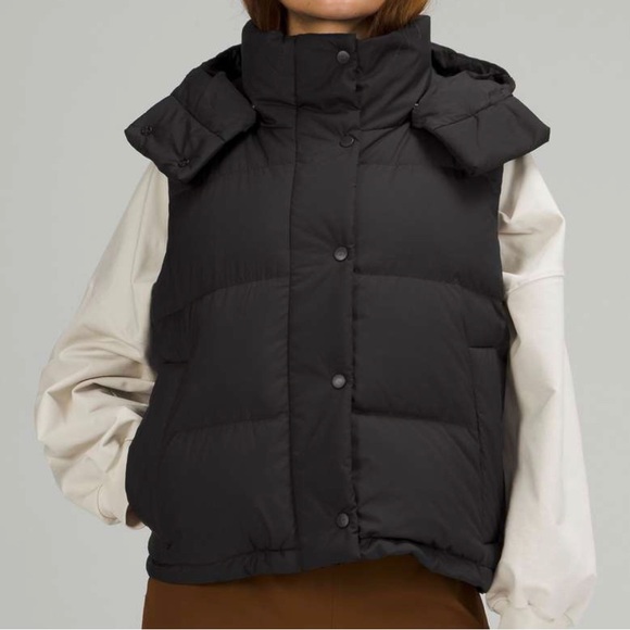 ISO Lululemon Wunder Puff Vest - Picture 1 of 1